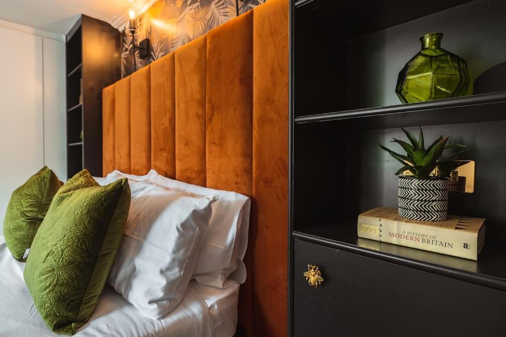 Appartamento The West End Loft - 5* Retreat - Private Parking! Glasgow Esterno foto
