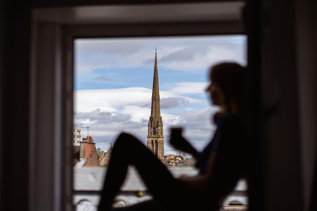 Appartamento The West End Loft - 5* Retreat - Private Parking! Glasgow Esterno foto